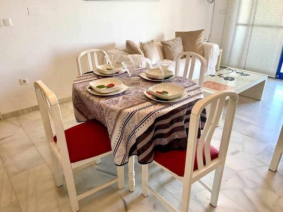 Apartamento Rocio By Solymar Holiday Torre Del Mar Exterior foto